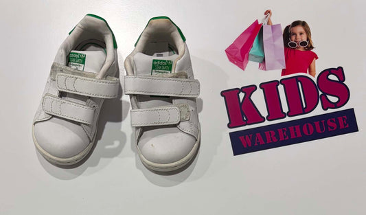 Adidas Stan Smith White, Green Runners Size US5/UK4 (Child)