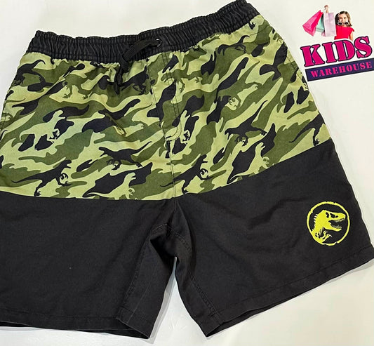 Jurassic World Dominion Green & Black Camouflage Shorts Size 16