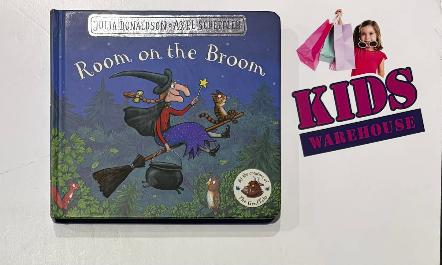 Room On The Broom (Boardbook) - Julia Donaldson, Axel Scheffler