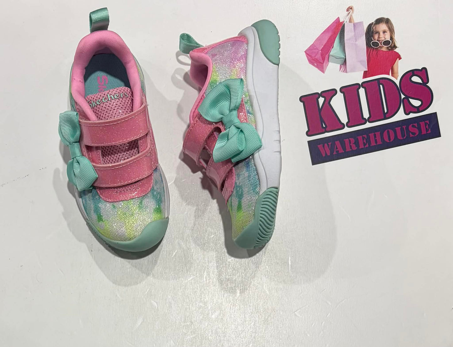 Sketchers Pink, Rainbow Runners With Bow Size US7/UK6 (Child)