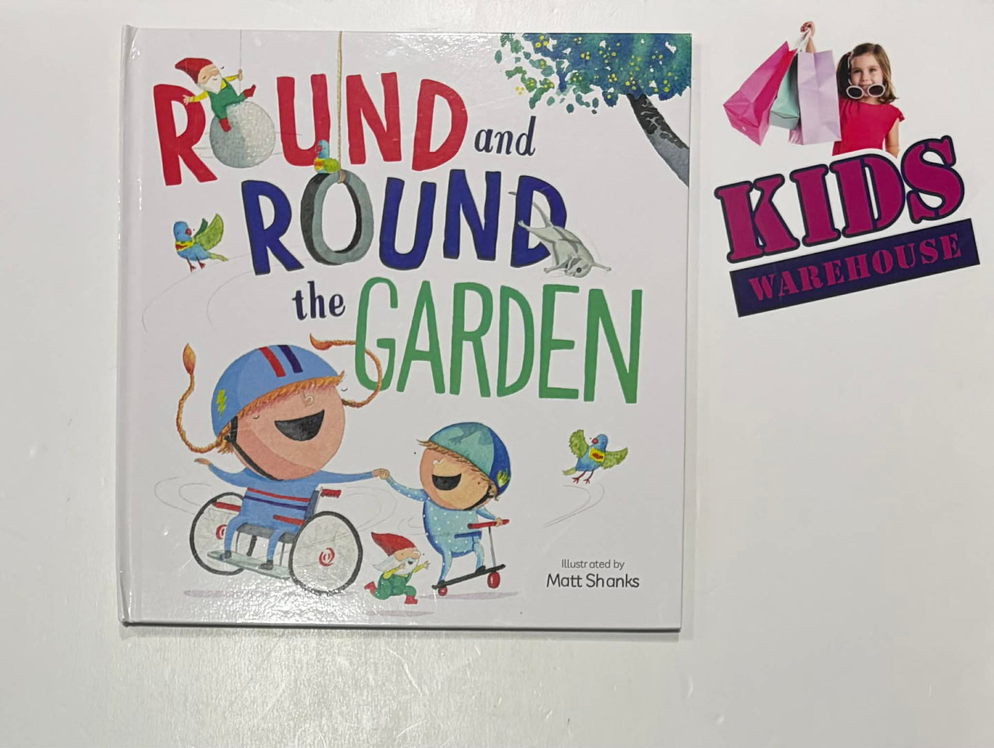 Round And Round The Garden (Hardcover) - Matt Shanks