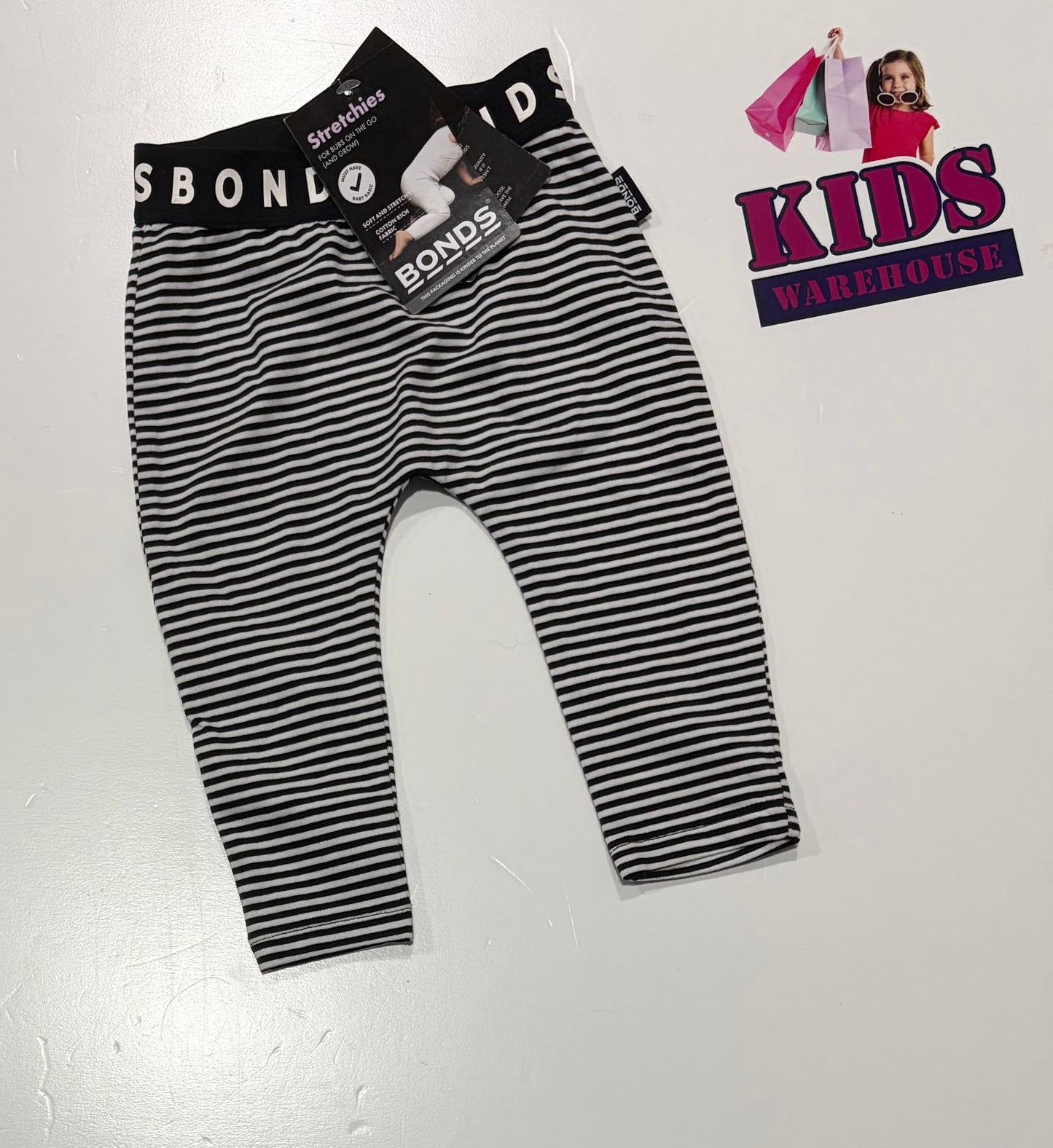 Not Used Bonds Black, White Stripe Stretchies Size 00