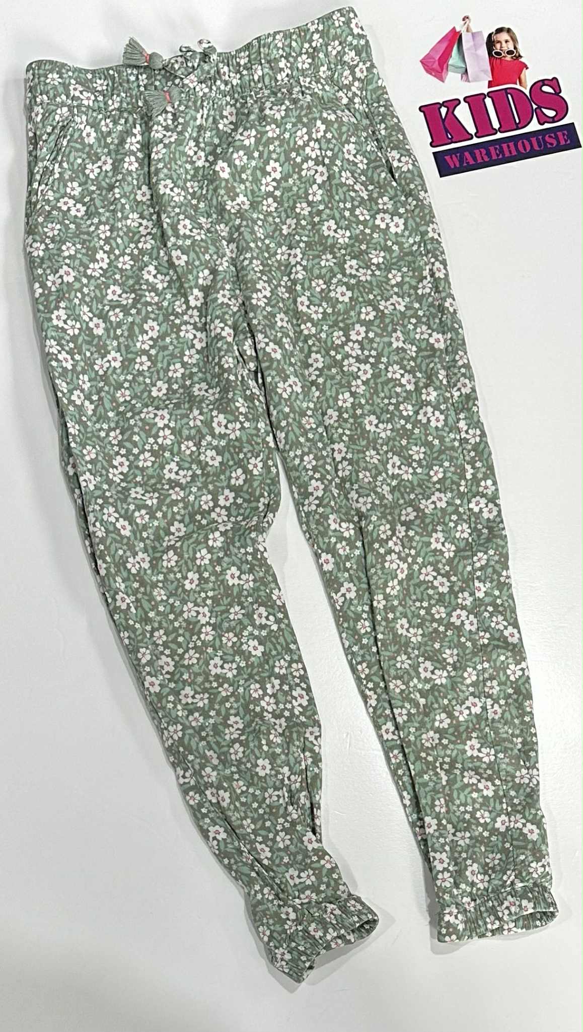 H&M Green Pants With White Flower Pattern Size 6