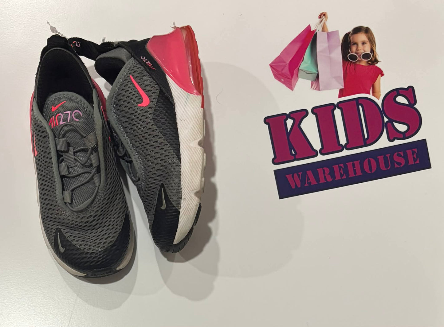 Nike Grey, Light Grey, Pink Runners Size US9/UK8.5 (Child)