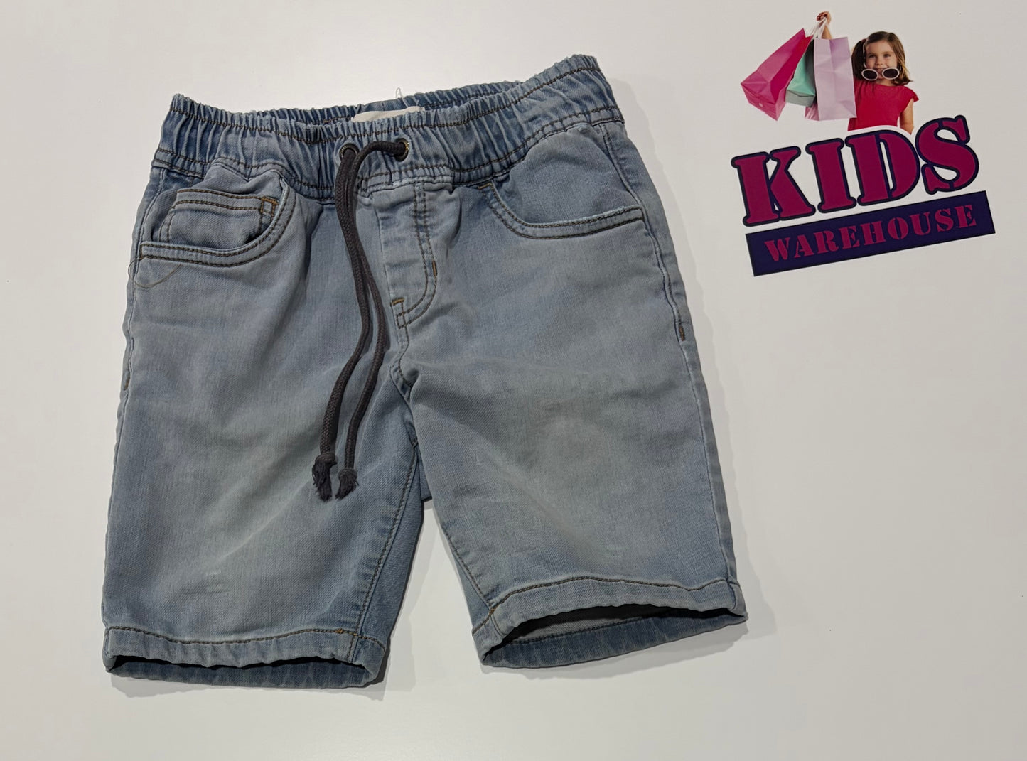 Cr. Denim Washed Denim Shorts Size 4