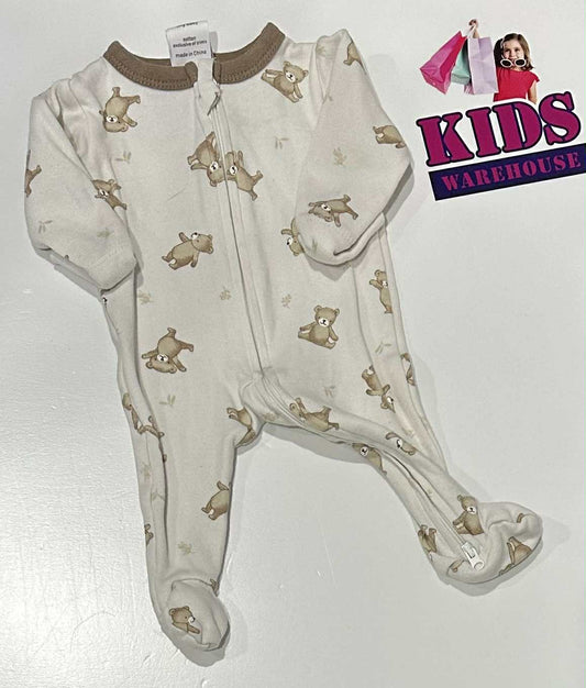 Premmie Baby Berry White Jumpsuit With Teddy Bear Pattern Size 00000