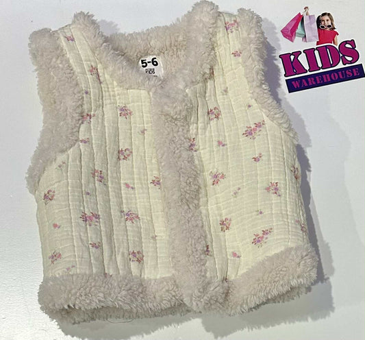 Cotton On White Fluffy Vest With Pink Flower Pattern Size 5