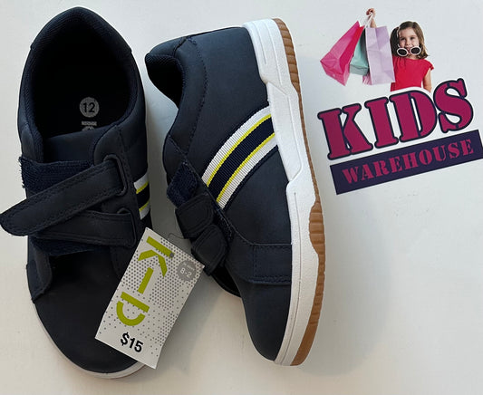 New K-D Blue Stripe Runners Size 12 (Child)