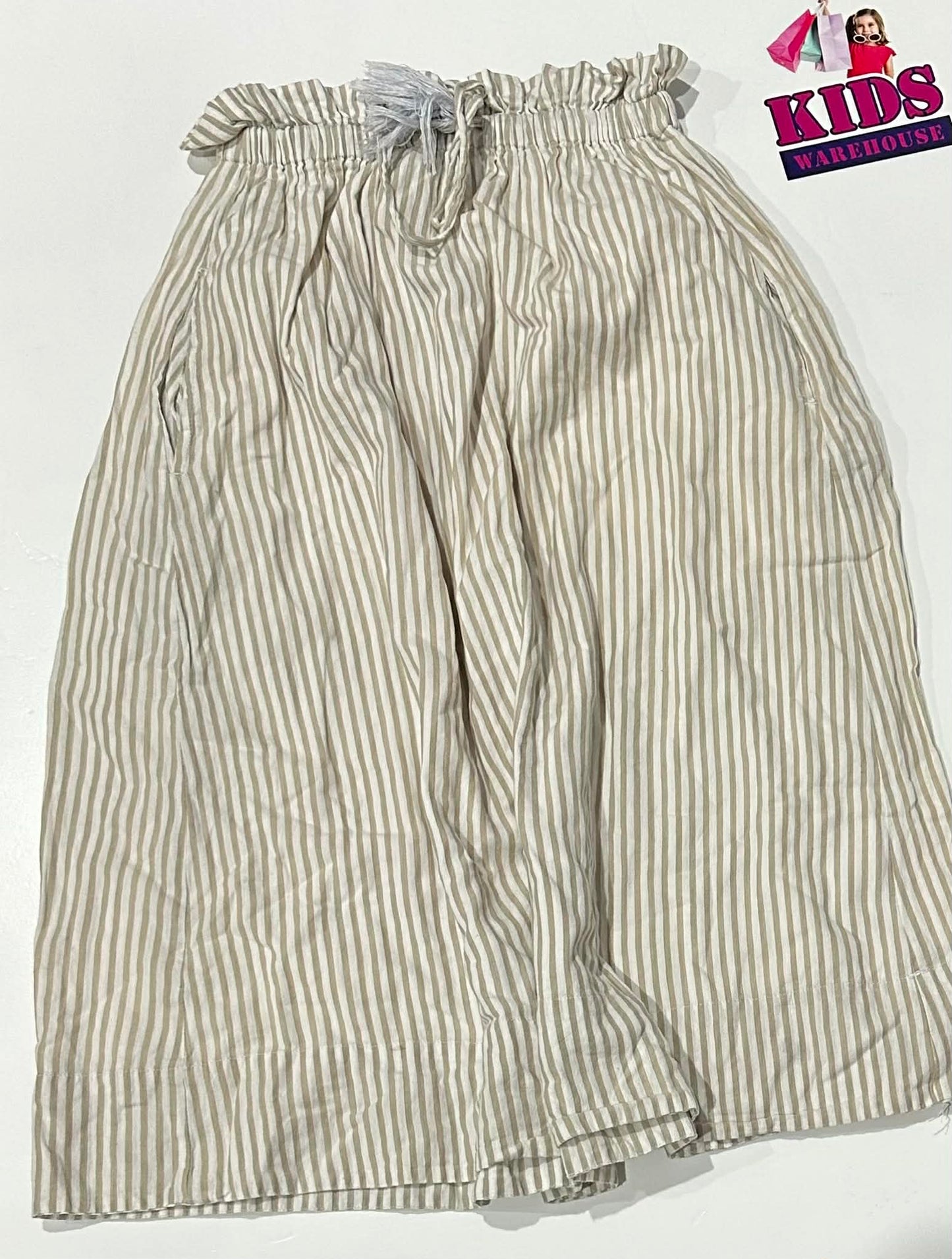 Feather/Drum White & Cream Skirt Size 8