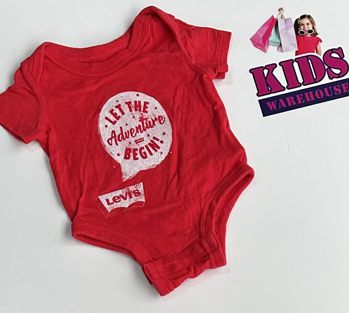 Levi’s Red Bodysuit With “Let The Adventure Begin” Print Size 0000