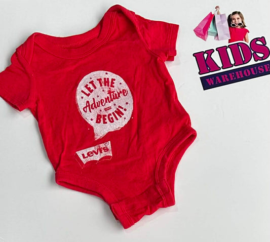 Levi’s Red Bodysuit With “Let The Adventure Begin” Print Size 0000