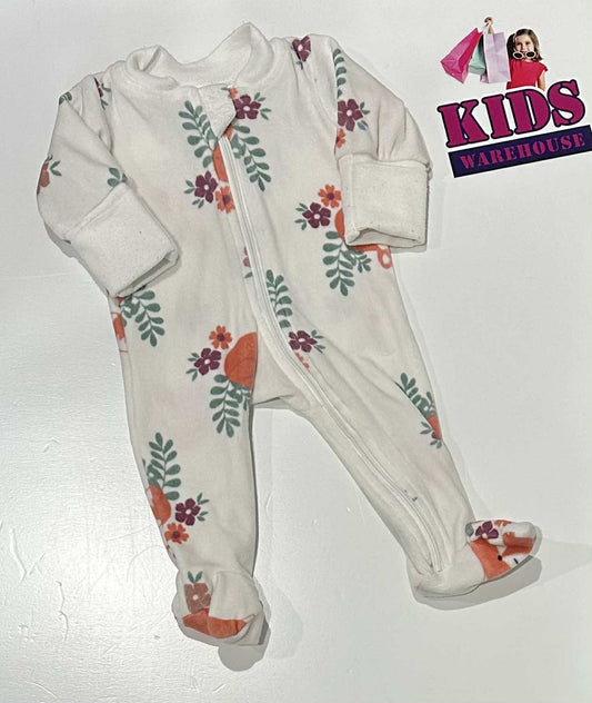 Premmie Baby Berry White Jumpsuit With Fox Pattern Size 00000
