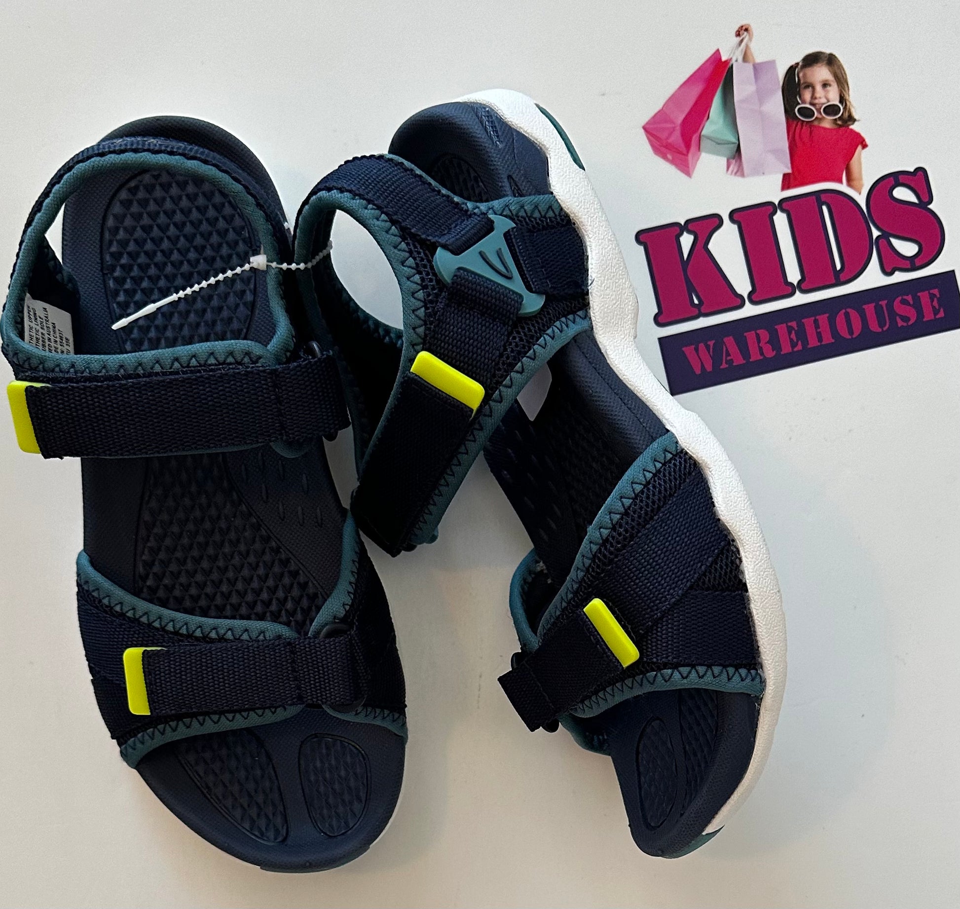 Navy sandals deals size 3