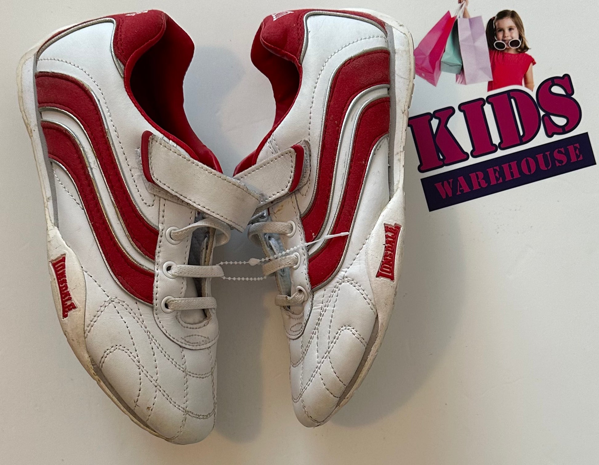 Lonsdale Red White Runners Size UK2 US3 Older Child Kids