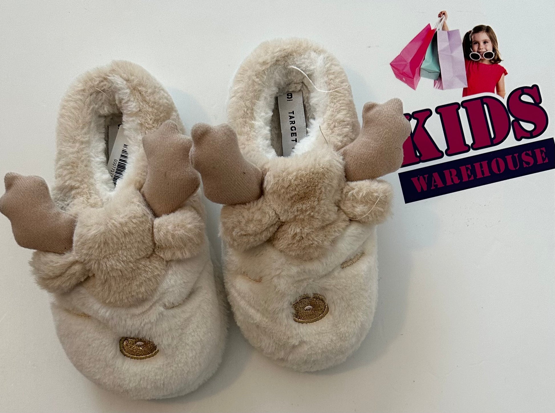 Slippers target kids 2025