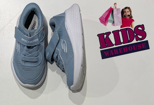 Skechers Blue, White Runners Size US7/UK6 (Child)