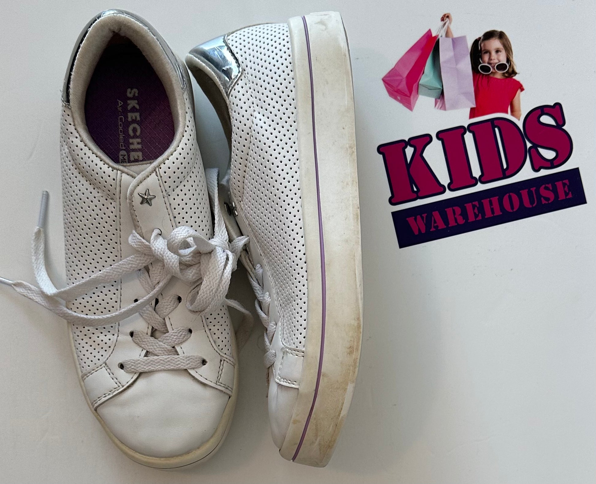 Kids 2025 white sketchers