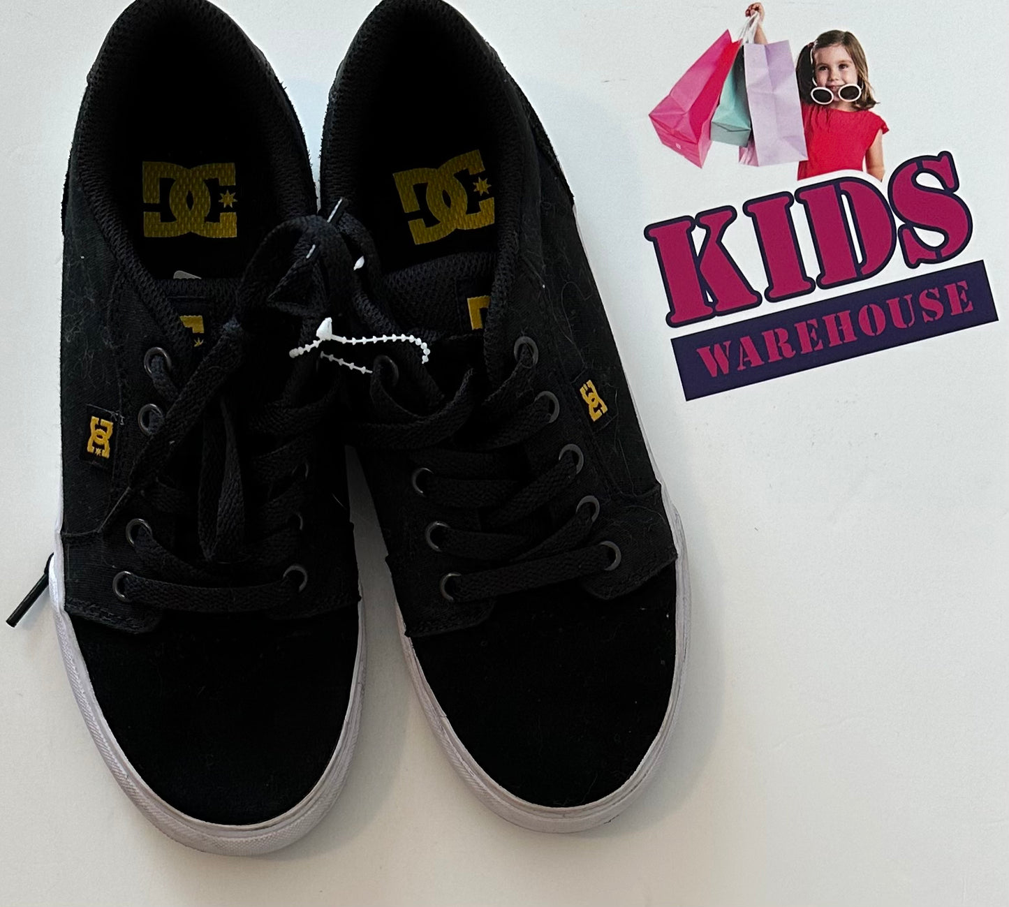 DC Black Shoes Size UK3 US4 Older Child