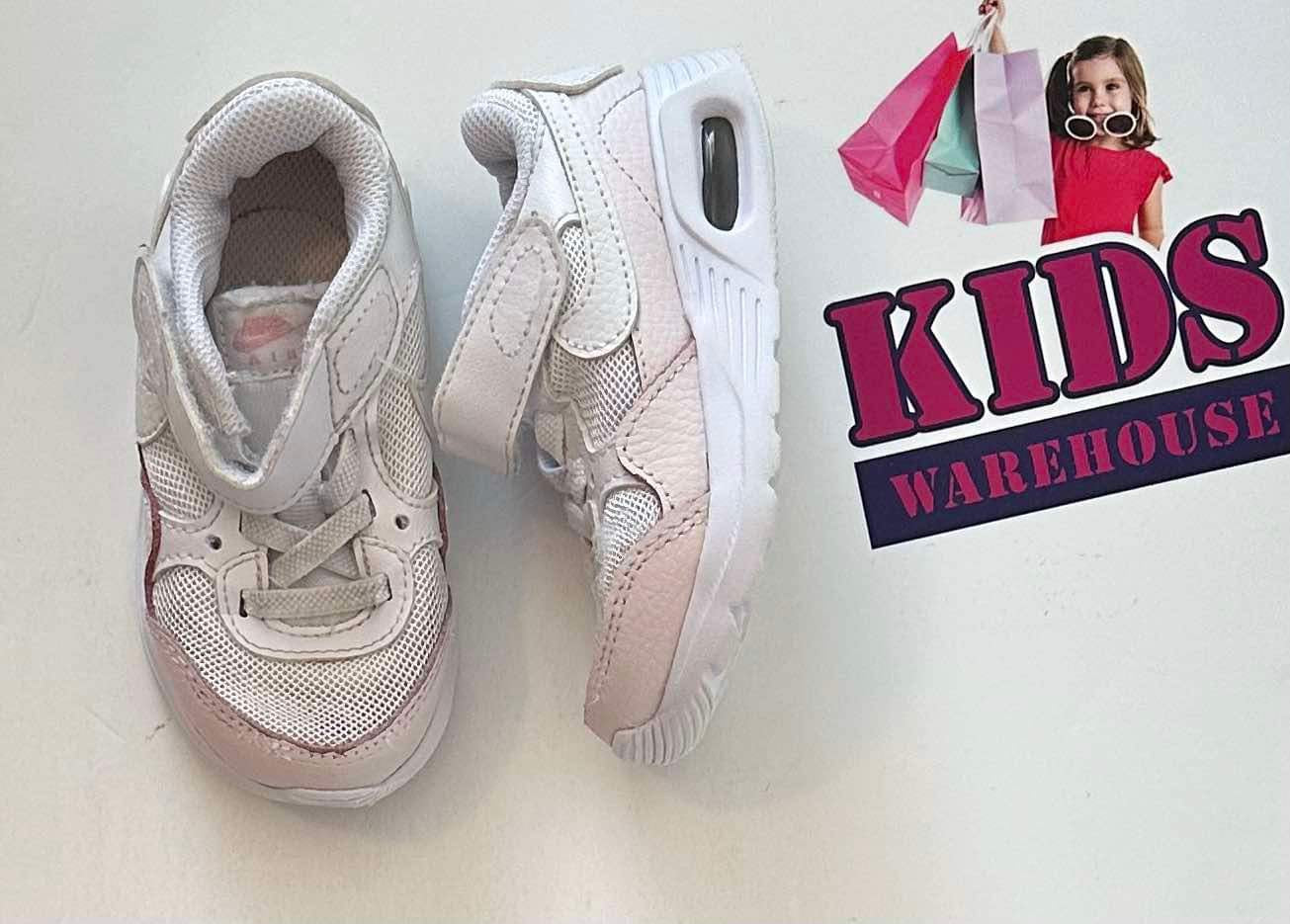 Nike Air White & Pink Runners Size US6/UK5.5 (Child)