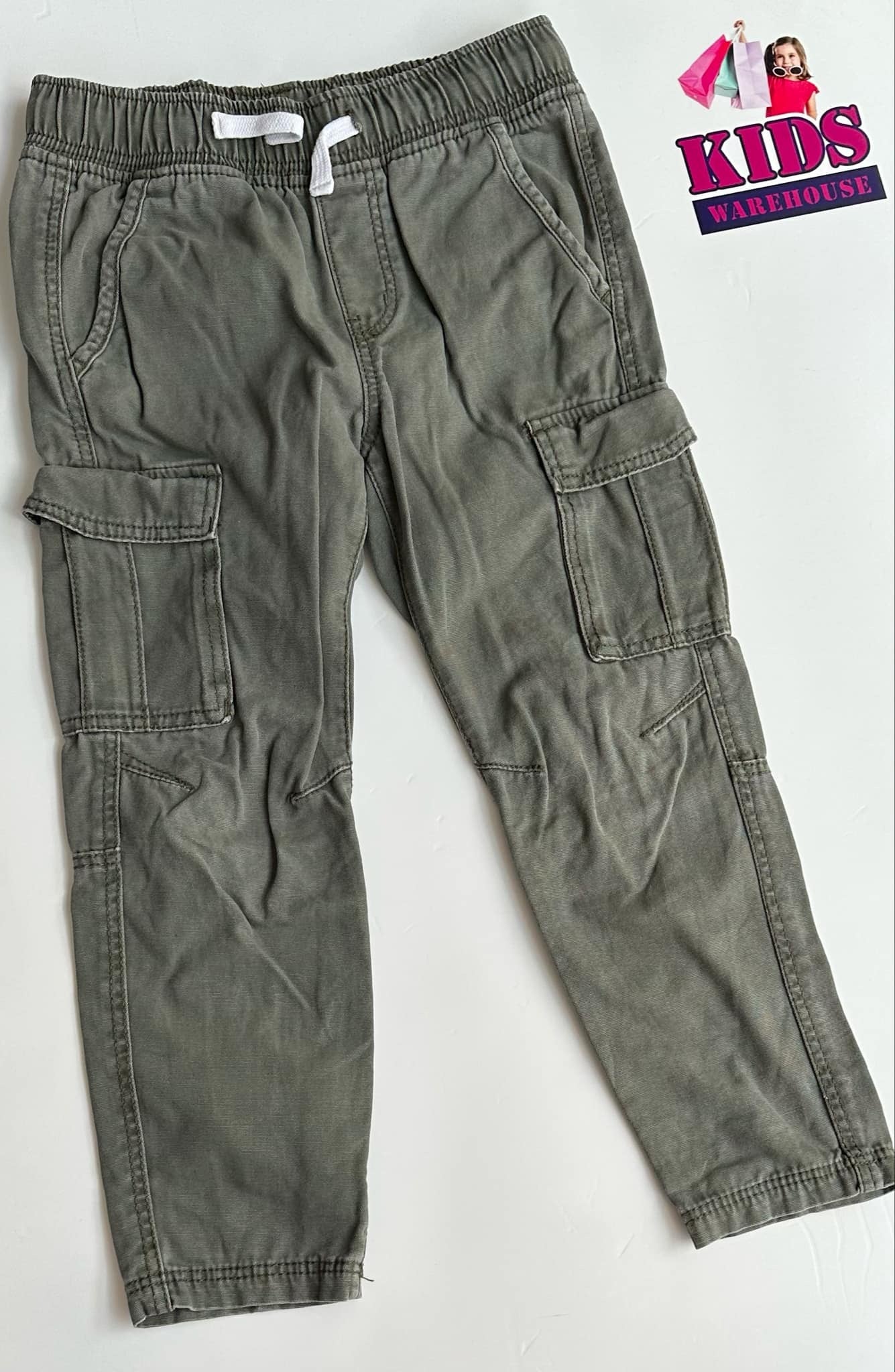 H&M Green Jean Pants Size 5