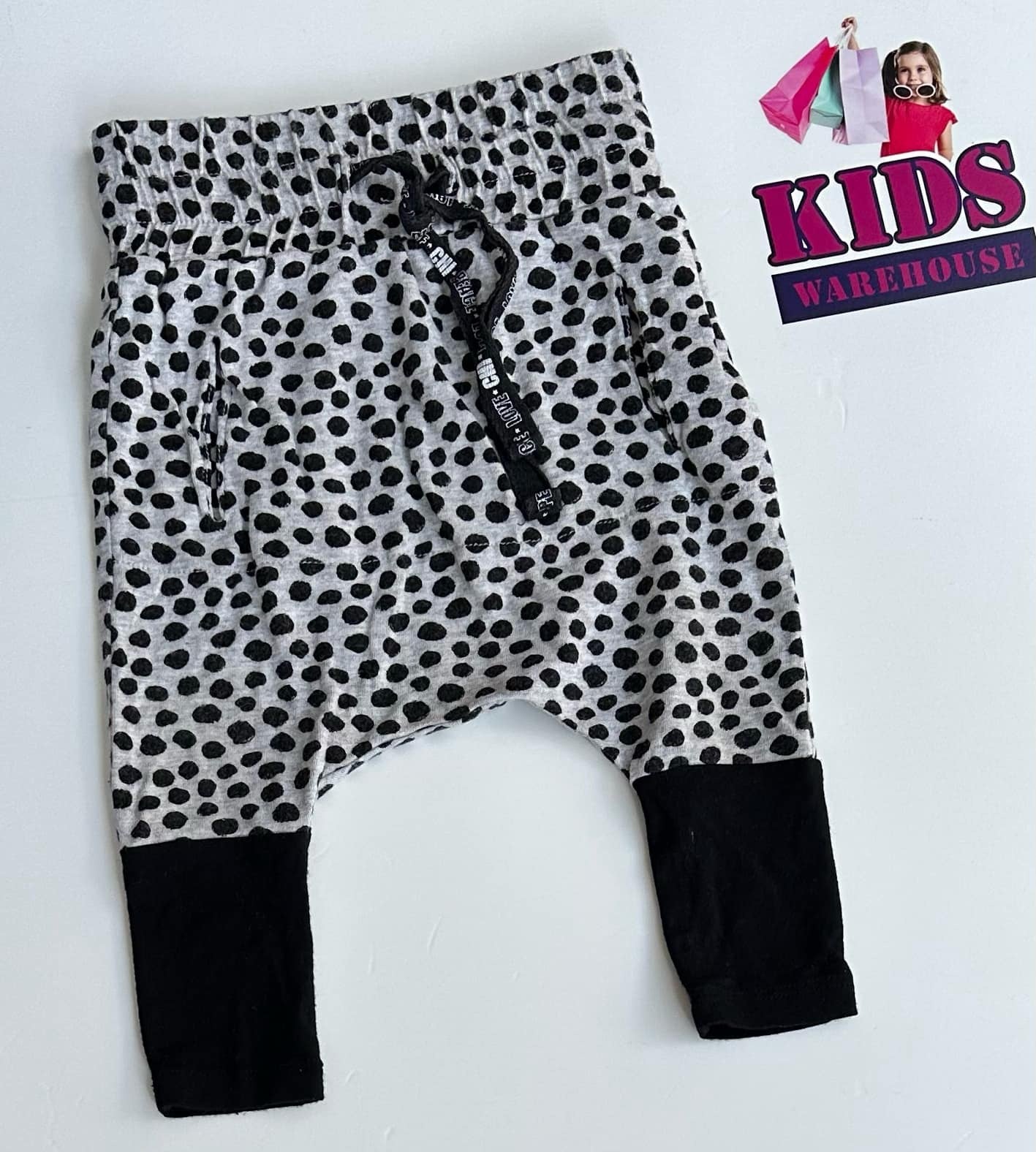 Chi Khi Grey & Black Pants Size 0000