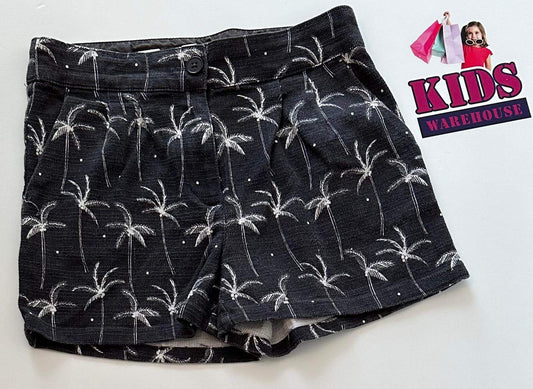 Country Road Black Shorts With White Palm Trees Size 8