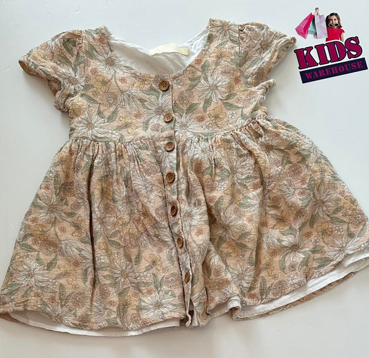 Bonnie & Harlo Cream Dress With Flower Pattern Size 5