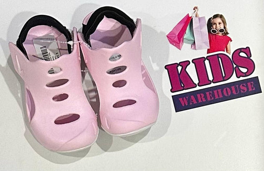 Nike Pink, Black Sandles Size US7/UK6.5 (Child)