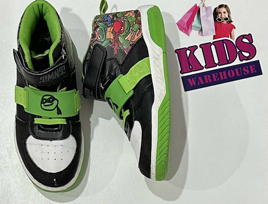 TMNT Black, Green, White Runnes Size 1 (Child/Older Child)