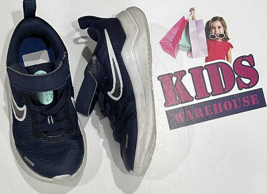 Nike Navy Blue, Silver Runners Size US6/UK5.5 (Child)