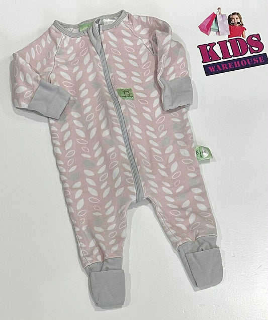 Ergo Pouch Australia Pink, White, Grey Leaf Print Size 000 (0-3 Months, 6kg) TOG 1