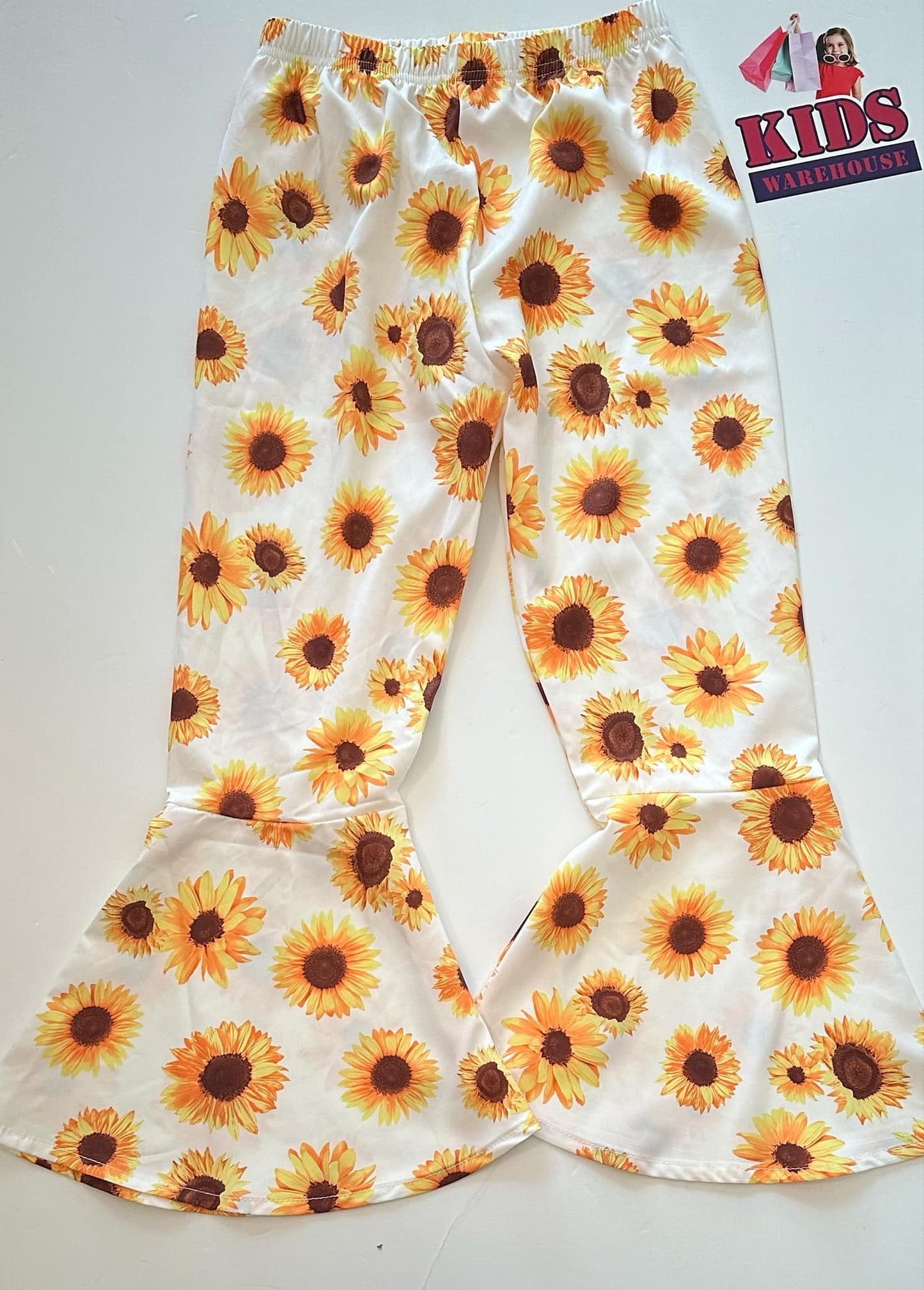 SHEIN White Pants With Flower Pattern Size 7