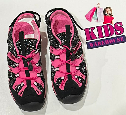 Northside Black Sprinkles Print, Pink Sandle Runners Size 4 (Older Child)