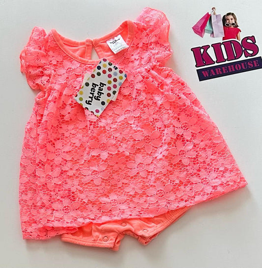 New Baby Berry Pink Bodysuit Size 00