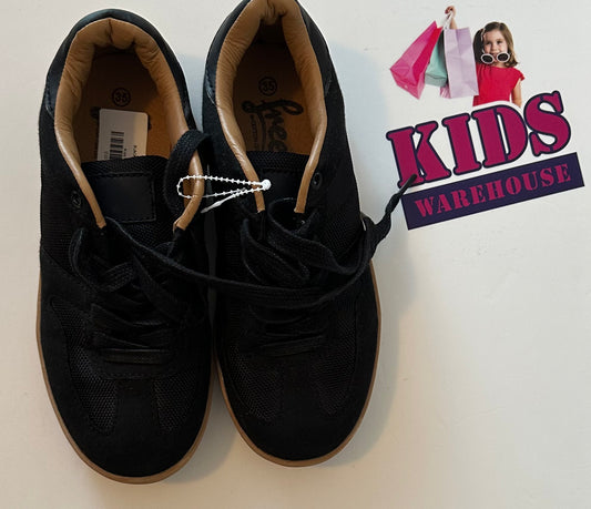 Cotton On Black Shoes Size 3 (Older Child)