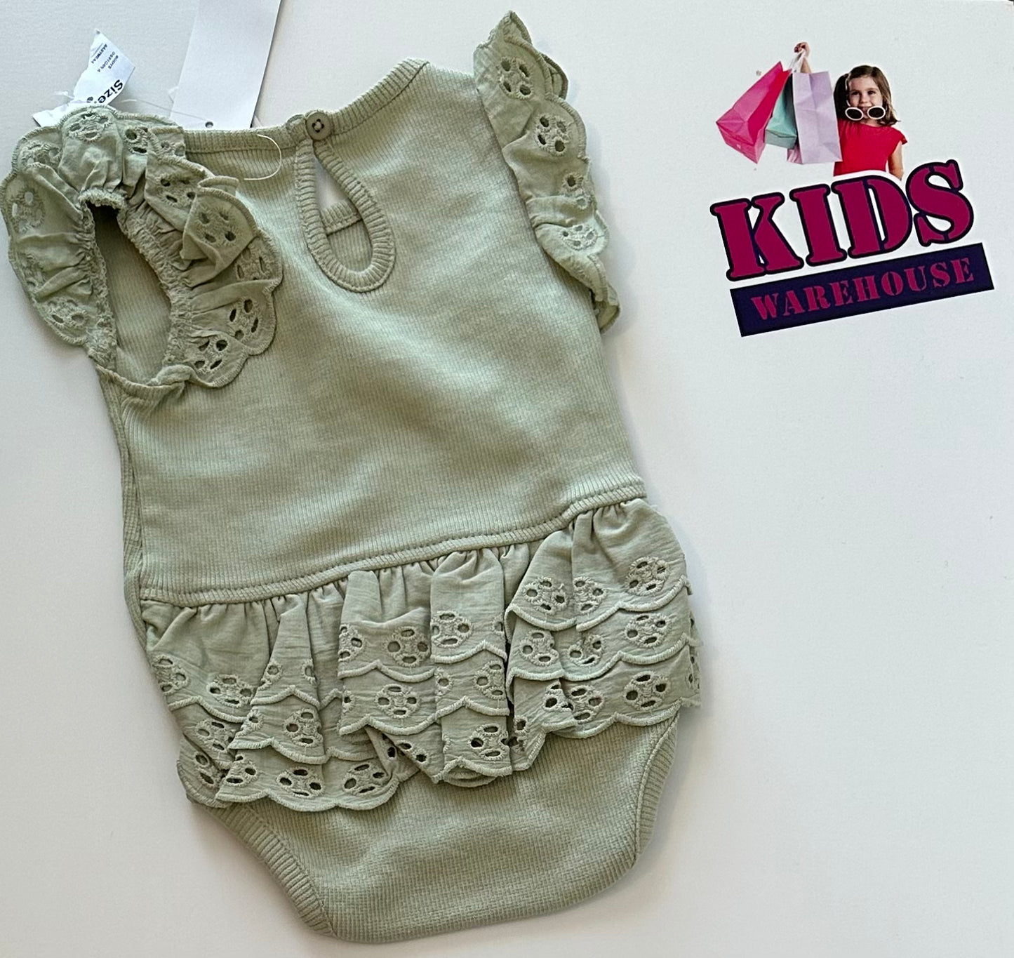 New Green Ruffle Bodysuit Size 000